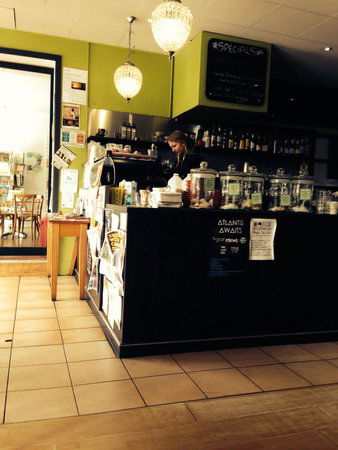 Cafe Evolve - Queensland Tourism 0
