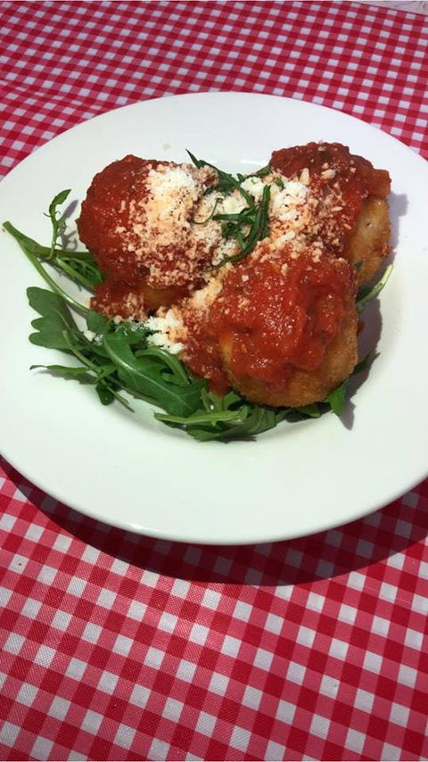 El Forno Pizzeria - QLD Tourism 0