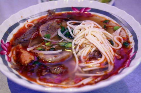 Gia Hoi - Homebush West - QLD Tourism 0