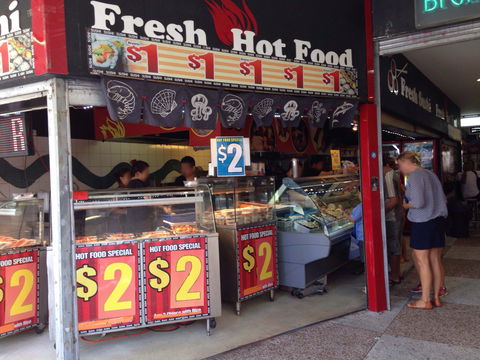Fresh Sushi - Queensland Tourism 0