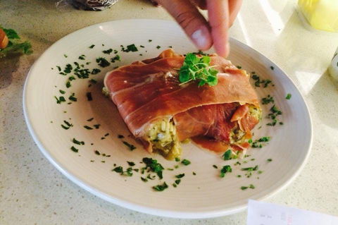 I Carusi II - QLD Tourism 0