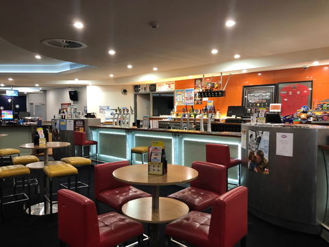 Mount Gambier Community RSL - Queensland Tourism 1