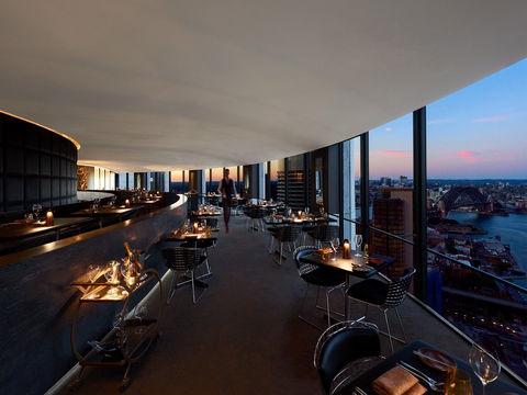 O Bar And Dining - QLD Tourism 0