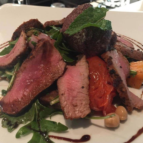 Parisi's Restaurant Hyde Park - Queensland Tourism 0