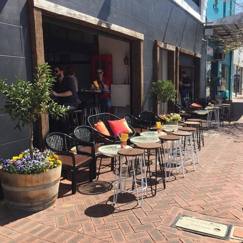 Shenannigans Bar & Restaurant - QLD Tourism 0