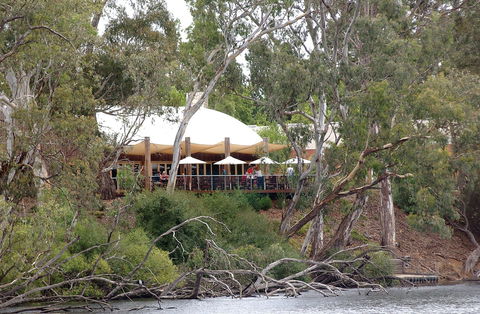 Tahbilk Cafe - Queensland Tourism 0