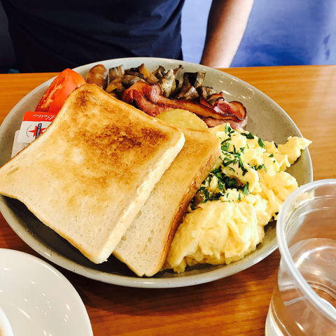 Aquablu Bistrobar - Queensland Tourism 0