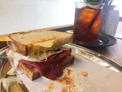 Charc Specialty Meats & Coffee - Queensland Tourism 0