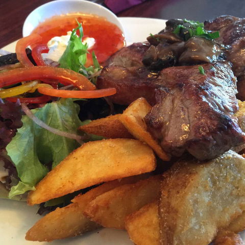 Arts Bar - QLD Tourism 0