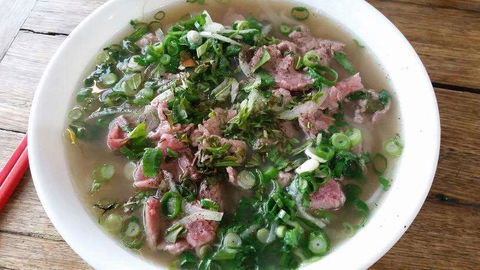 Phuong's Vietnamese Take Away - Queensland Tourism 0