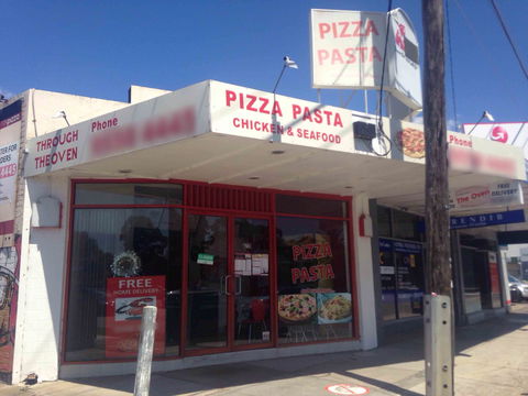 Through The Oven - Queensland Tourism 0
