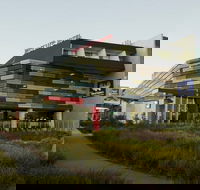 WestWaters Hotel Bistro - Queensland Tourism