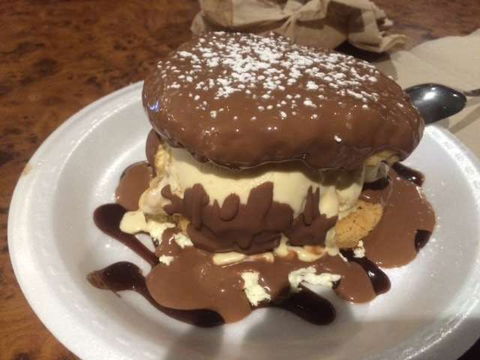 Chocolate Bar - QLD Tourism 0