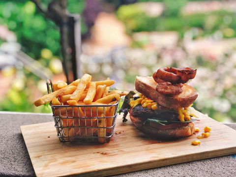 Masonmill Family Restaurant - Queensland Tourism 0