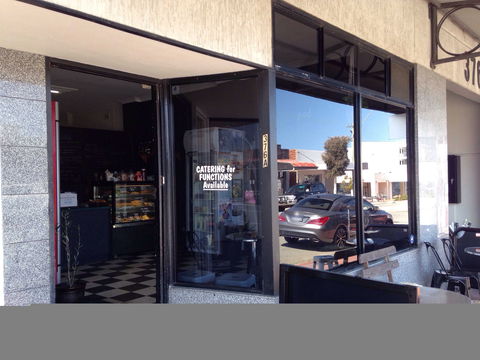Pod Coffee & Lunchbar - QLD Tourism 0
