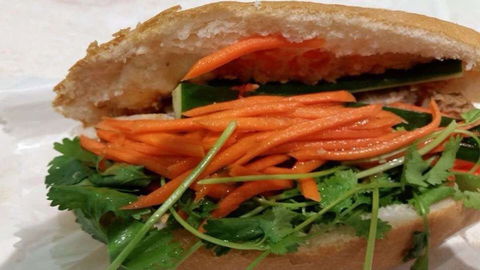 Saigon Vietnamese Meat Rolls - QLD Tourism 0