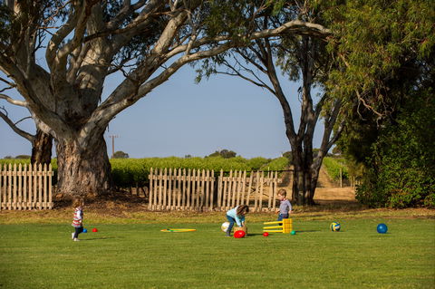 The Winehouse - Queensland Tourism 1