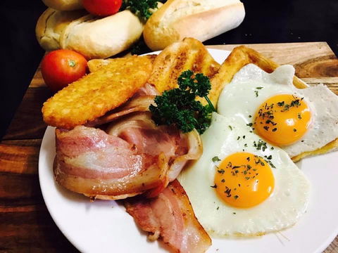 Wafflin On Cafe - Queensland Tourism 0