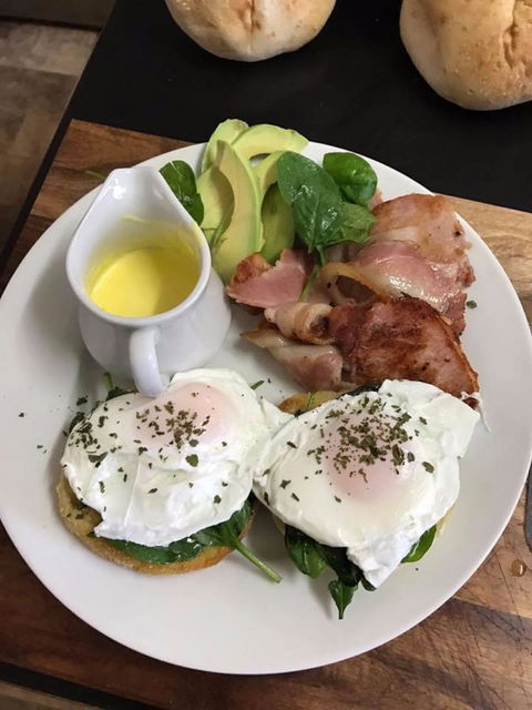 Wafflin On Cafe - Queensland Tourism 1