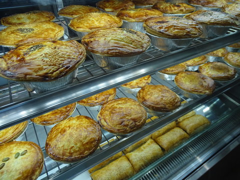 Gum Tree Pies - Queensland Tourism 2