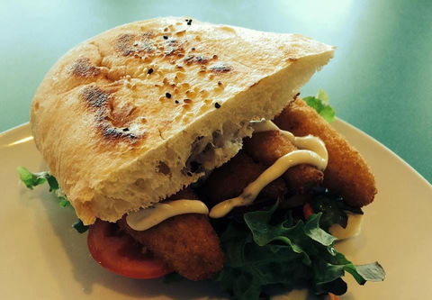 Island View Cafe - QLD Tourism 0