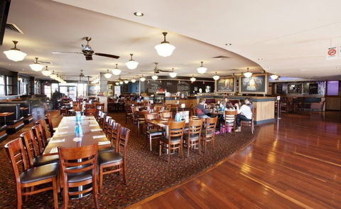 Wilsonton Hotel - Toowoomba - Queensland Tourism 0