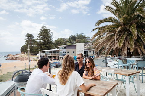 Avoca Surf House - Queensland Tourism 1
