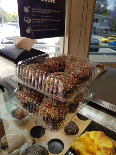 Brumby's - Holland Park - Queensland Tourism 0