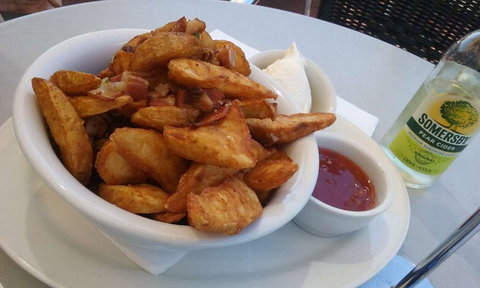 Hotel Victor - QLD Tourism 0