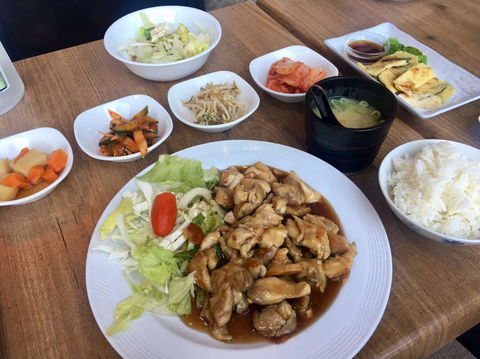 Tokyo Japanese Restaurant - Queensland Tourism 0