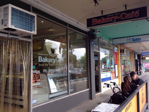 Wanda Street Bakery Café - Queensland Tourism 0