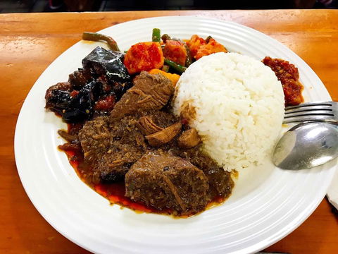 Waroeng Jakarta - QLD Tourism 0