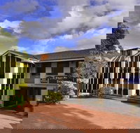 Wilde  Co - Queensland Tourism