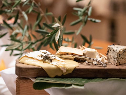 Clovely Estate City Cellar Door - Queensland Tourism 1