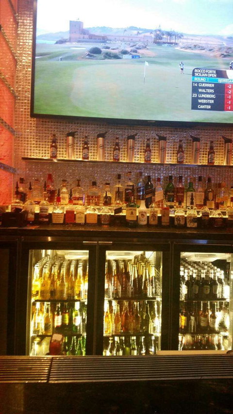 Jackpot Bar - QLD Tourism 0