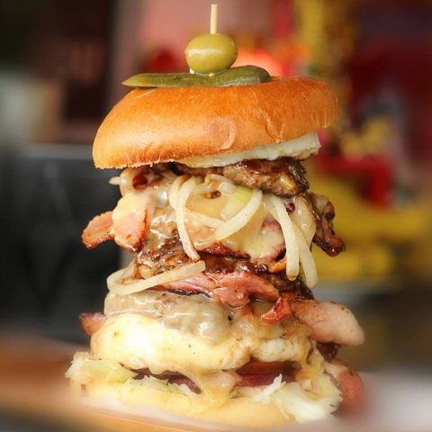 The Burger Spot - Queensland Tourism 0