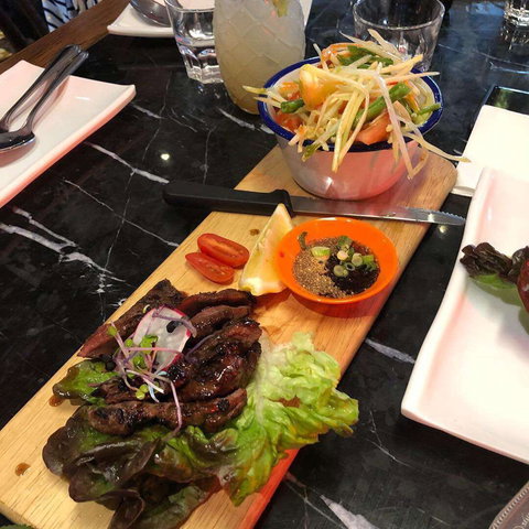 Tim's Surf And Turf - Queensland Tourism 0