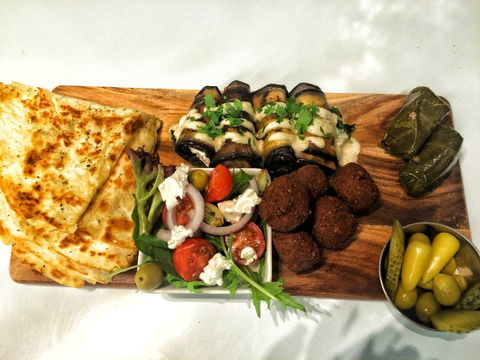 Aliza's Place Cafe - QLD Tourism 0