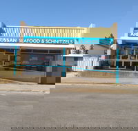 Ardrossan Seafood and Schnitzels - Queensland Tourism