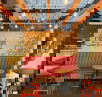 Ruby Chews Burgers and Shakes - Queensland Tourism