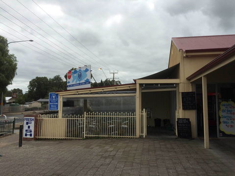 Willaston Fish And Chips Shop - Queensland Tourism 0