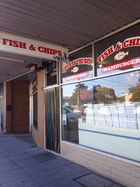 Altona Bay Fish And Chips - Queensland Tourism 0