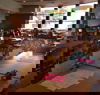 Club On East