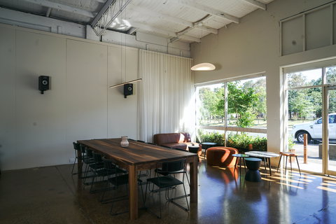 Red Brick Coffee - Queensland Tourism 2