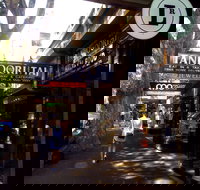 Sadi Tandoori Taj Indian Takeaway and Restaurant - Queensland Tourism