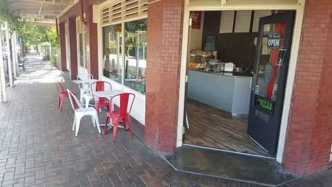 Sugo Pizzeria - QLD Tourism 0