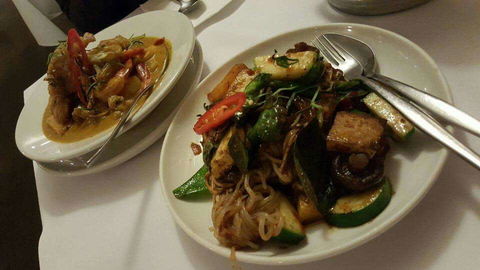 Thai On Sky - Queensland Tourism 0
