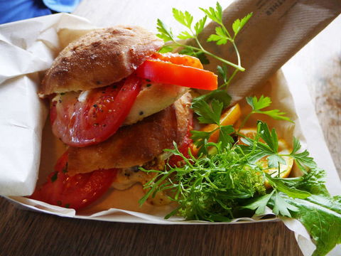 The Wharf Locavore - Queensland Tourism 0