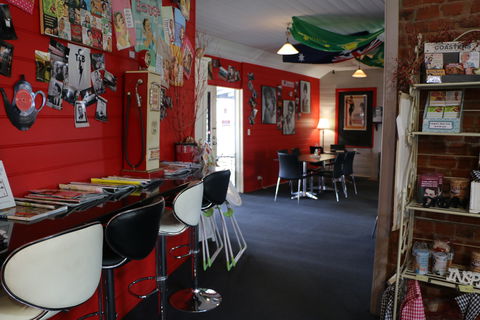 RnR's Diner - Queensland Tourism 0