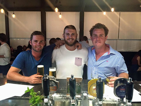 The Fox Wine Bar And Function Room - QLD Tourism 0